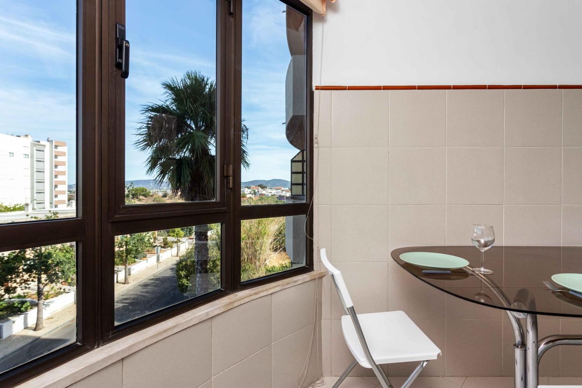 Blife Amorya Private Apartment
